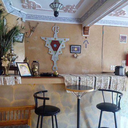 Auberge Restaurant Zahra Boumalne Buitenkant foto