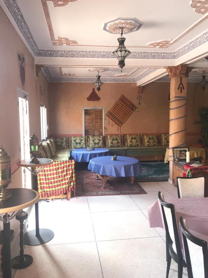 Auberge Restaurant Zahra Boumalne Buitenkant foto