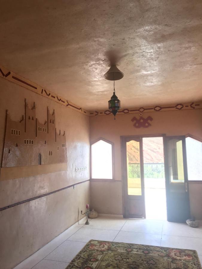 Auberge Restaurant Zahra Boumalne Buitenkant foto