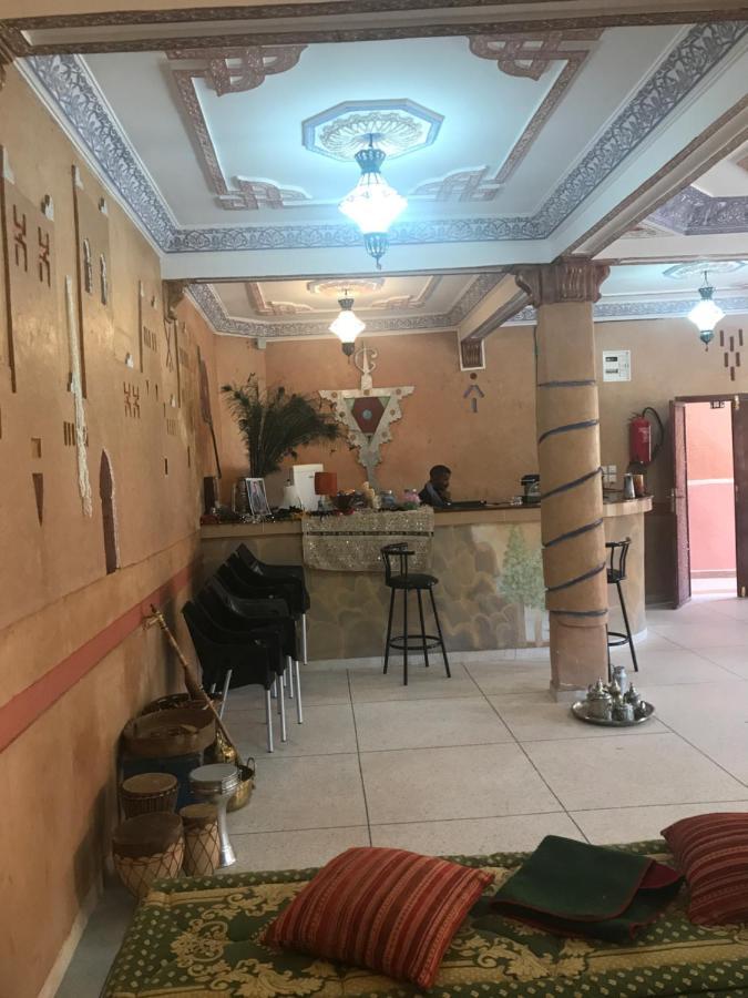 Auberge Restaurant Zahra Boumalne Buitenkant foto