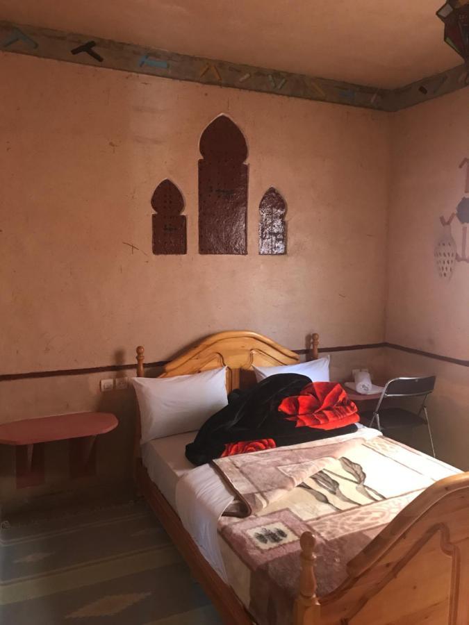 Auberge Restaurant Zahra Boumalne Buitenkant foto