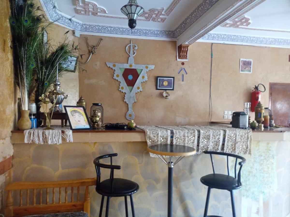 Auberge Restaurant Zahra Boumalne Buitenkant foto